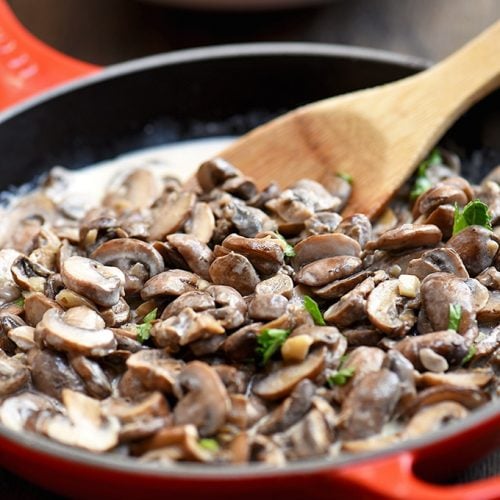 Creamy Garlic Mushrooms - Onion Rings & Things