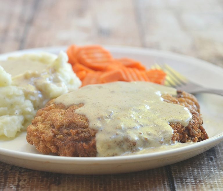 how to make country fried steak and gravy