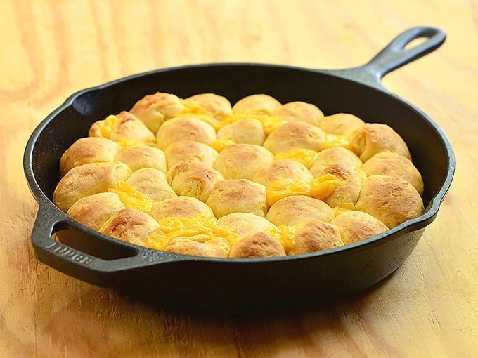 Cheese-Stuffed Pull Apart Rolls