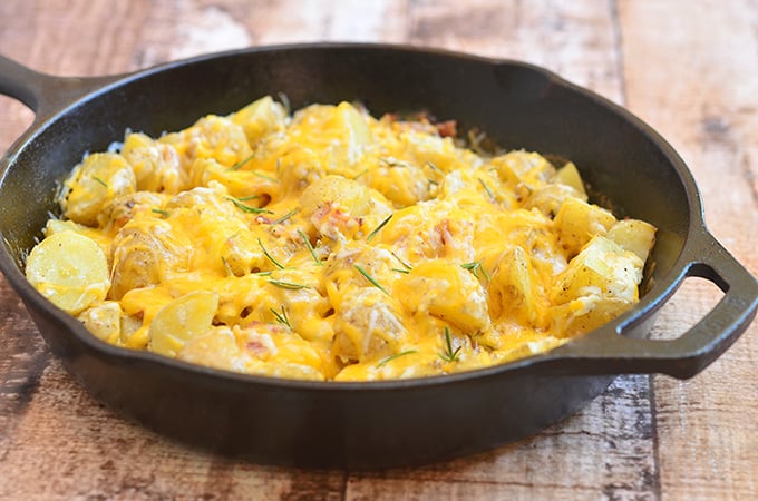 https://www.onionringsandthings.com/wp-content/uploads/2015/08/cheesy-skillet-potatoes-1.jpg