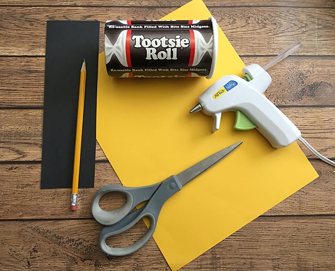 Craft supplies needed to make a simple DIY Coin Bank