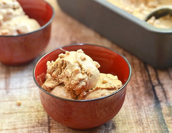 No-churn coffee ice cream with toffee bits