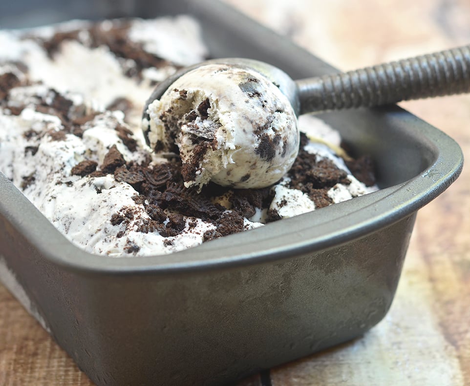 Who doesn't love cookies in their no-churn homemade ice cream?!