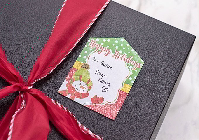 gift box with printable Christmas gift tag