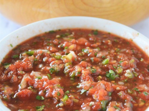Homemade Restaurant-style Salsa - Onion Rings & Things