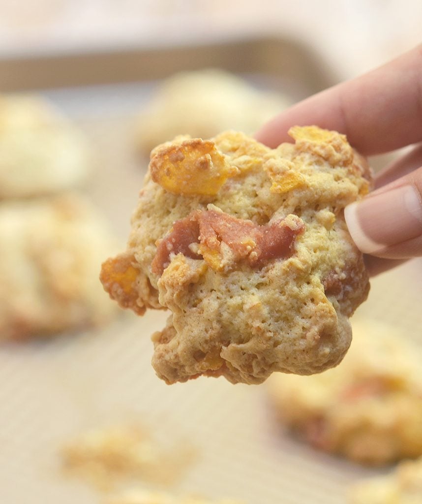 Breakfast bacon cookies with crisp bacon and cornflakes are the ultimate treat to kick-start your morning. 