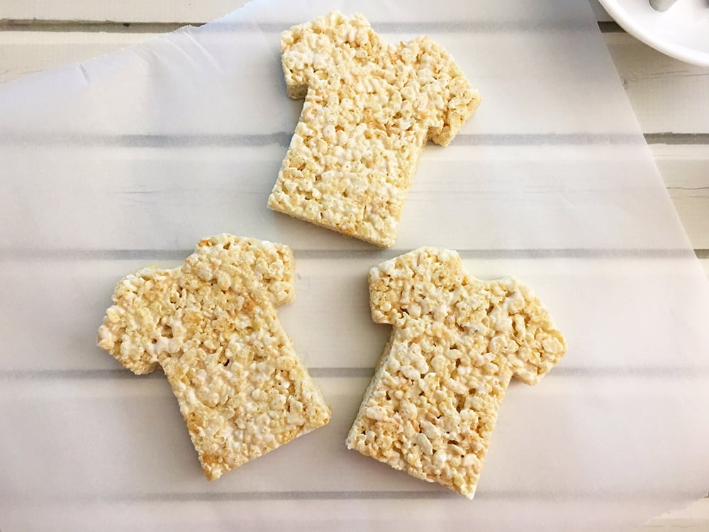 These rice crispy treats are just as cute as they are delicious. 