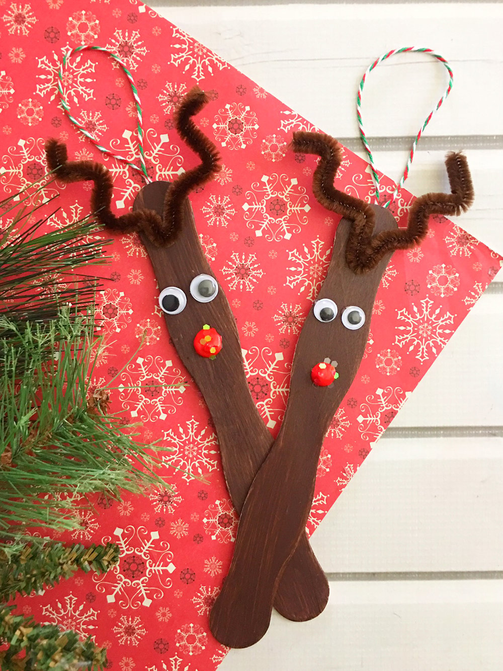 Craft Stick Reindeer Ornaments are an easy and fun Christmas craft to do with the whole family!