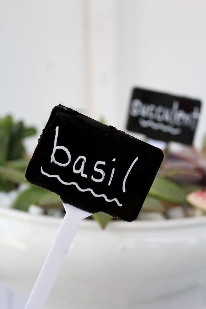 chalkboard garden markers for indoor herb and windowsill gardens
