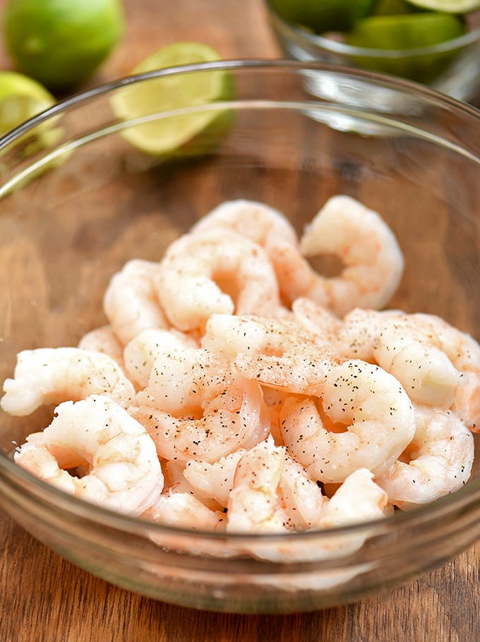 cooked shrimp for coctel de camarones in a large clear bowl