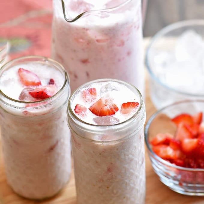 Creamy Strawberry Fresca in a large pitcher and serving glasses
