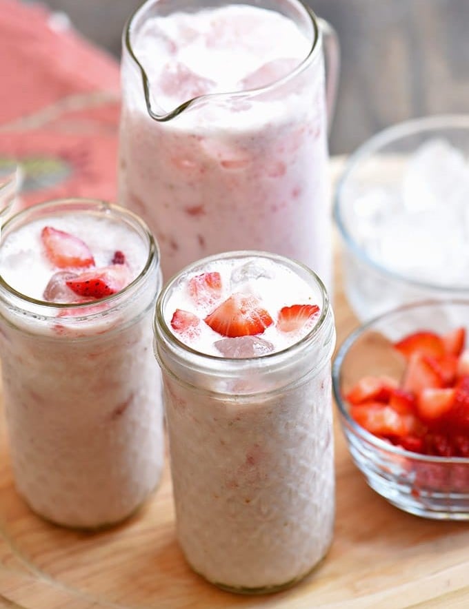 Creamy Strawberry Fresca in a large pitcher and serving glasses