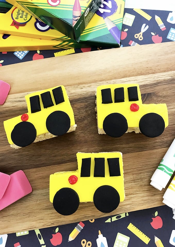School Bus Rice Krispies Treats make a perfect back to school treat for the kids