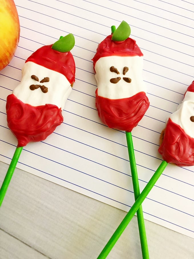Back-to-school Apple Core Cookie Pops make great gifts!