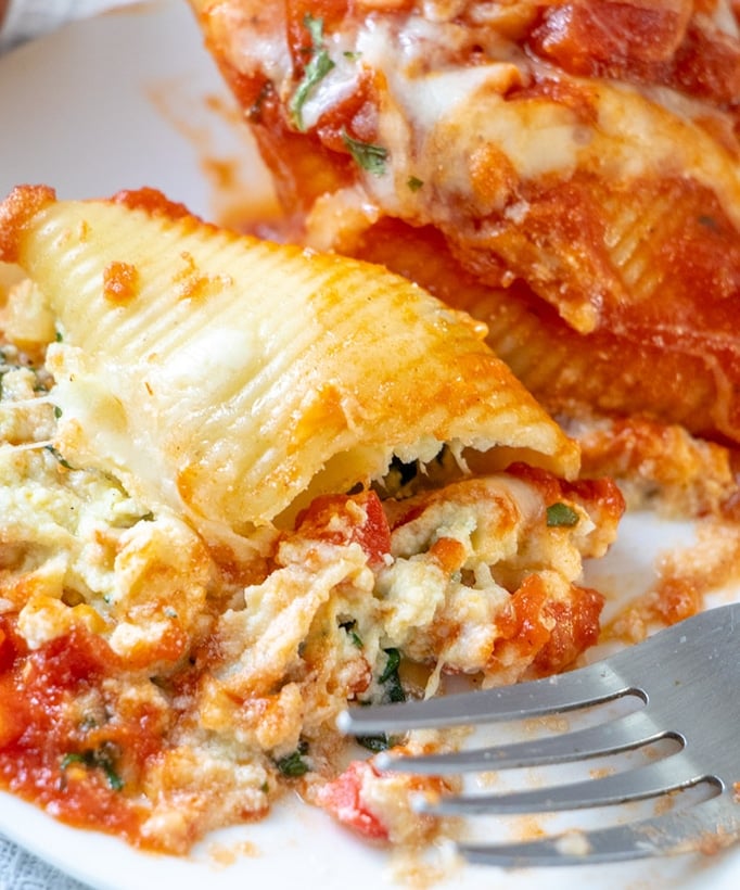 Who can resist this cheesy dinner of stuffed pasta shells with mushrooms, spinach and ricotta?