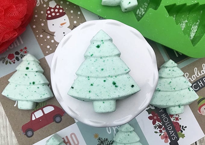 Christmas Tree Bath Bombs are a perfect holiday gift that says 