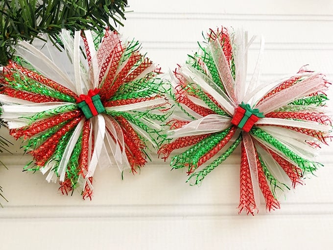 Christmas Hair Bows on a white board